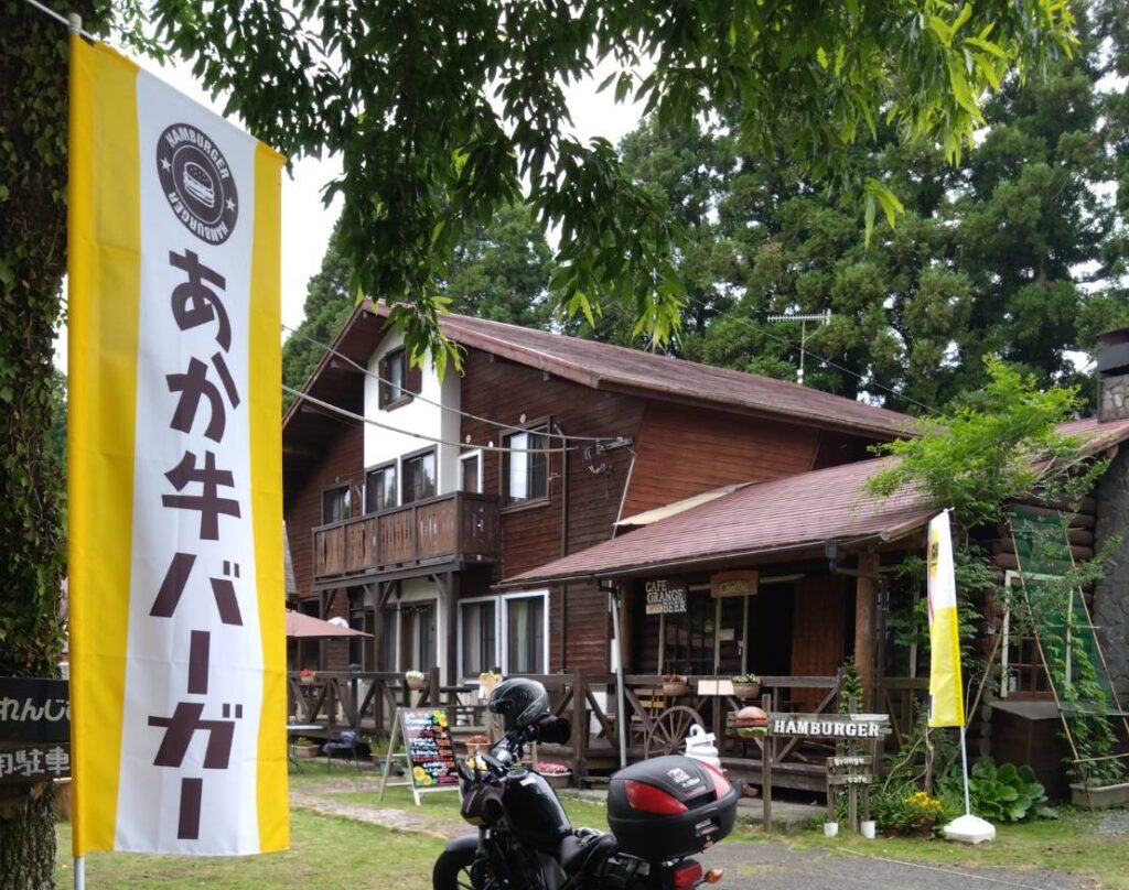 カフェ ティッペル