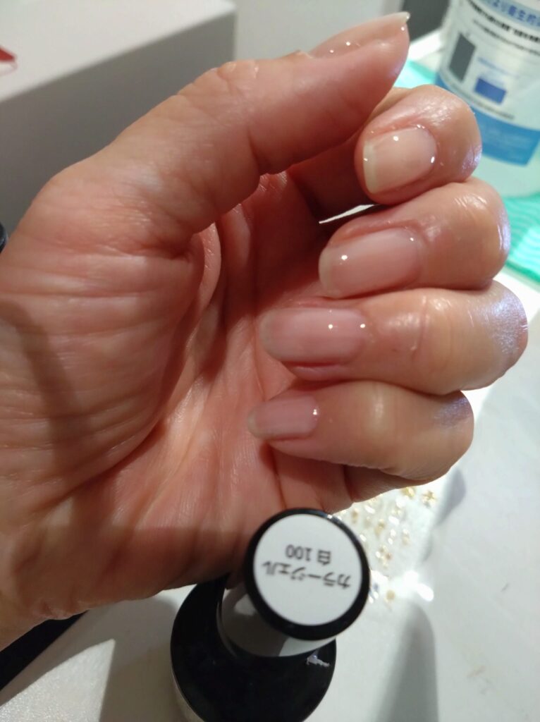 ベースネイル1回塗り